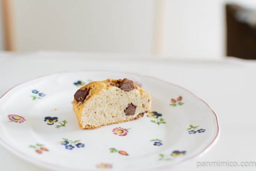 夢パン工房チョコレートスコーン中身