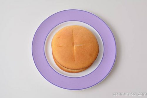 ファミマダブルクリームサンド皿盛り