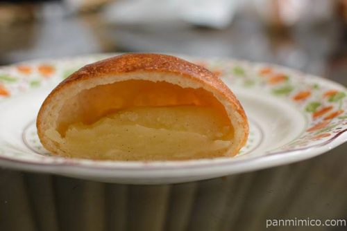 ブーランジェリービアンヴニュクリームパン中身