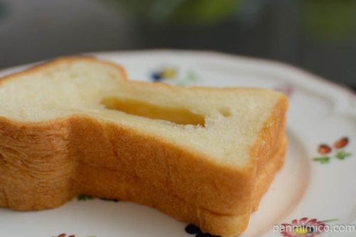 テーラテール山食パン皿盛り