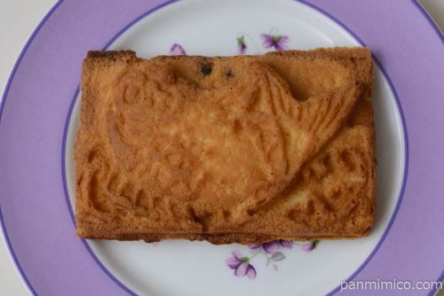 クローバーリーフクリスピータイヤキチョコチップ入りミルククリーム