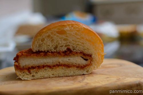 セブンイレブングラタンコロッケバーガー中身