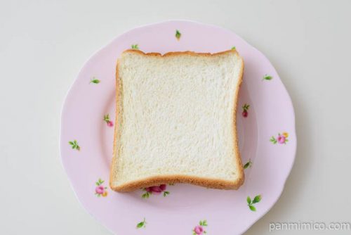 タカキベーカリー朝の食パン皿盛り