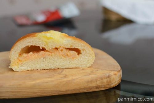 第一パン明太ポテトチーズ中身