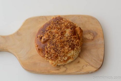 アンプードゥ挽肉ときのこのカレーパン