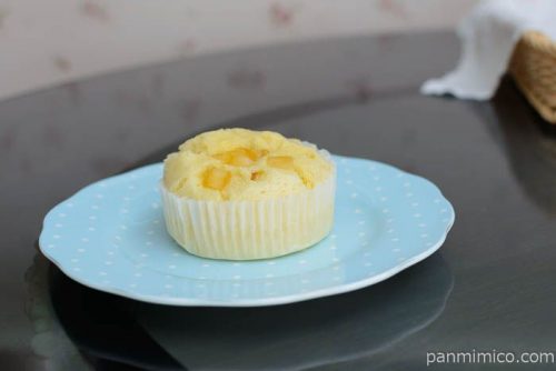 りんごジュースを使ったりんごカスタード蒸しぱん【ヤマザキ】横