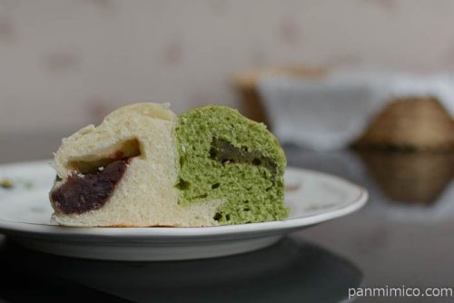 よもぎと小豆のちぎれるパン【ファミリーマート】中身