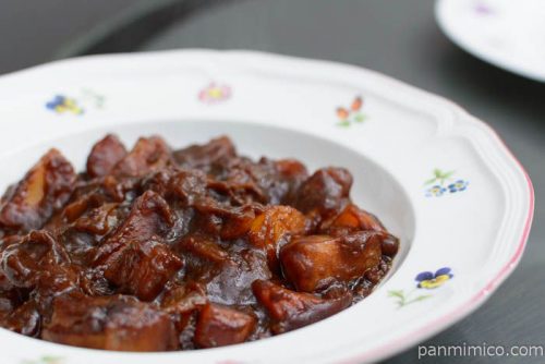 ハウス きわだちシチュー（赤ワインの香りがきわだつビーフ）完成