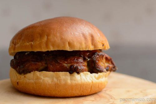 ガーリックソースのチキンバーガー【セブンイレブン】横