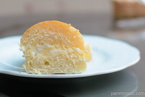 コッペパンジャージーミルク&ホイップ【第一パン】中身