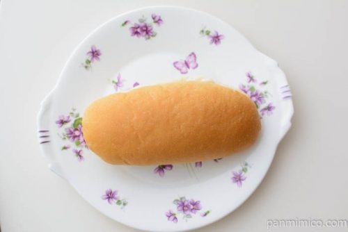 もっちりとしたコッペパン　練乳ミルク【ローソン】皿盛り