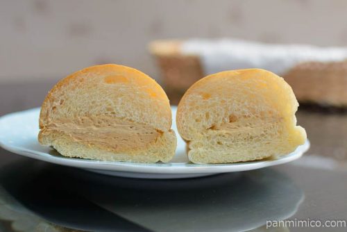 ローソンファミマコッペパンピーナッツ比較中身