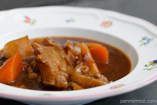 洋風デミグラスソース仕立ての牛すじ肉煮込み【コープ】完成