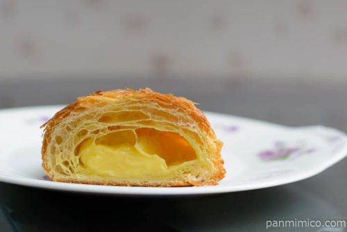 クリームデニッシュ【タカキベーカリー】中身