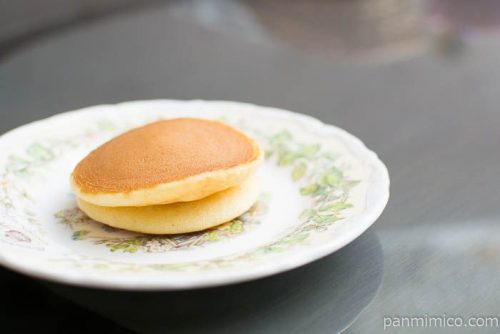 ふんわりソフトパンケーキ 玄米ミルクホイップ【フジパン】横