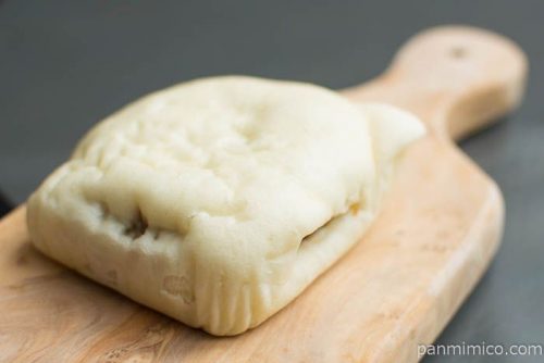 ふんわり包 粗挽きメンチカツ【ヤマザキ】横