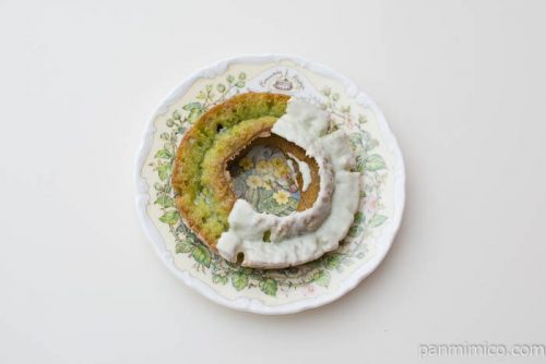 オールドファッションドーナツ（抹茶）【ヤマザキ】皿盛り