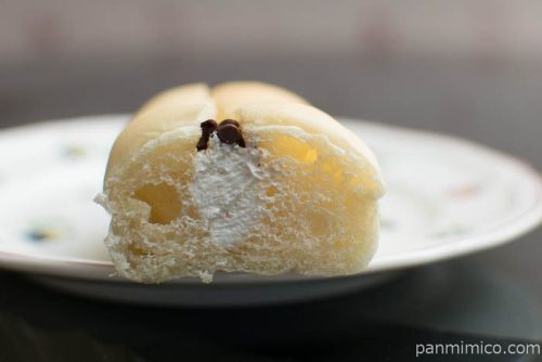 ホイップ＆チョコチップのちぎりパン【神戸屋】中身