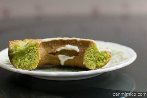 オールドファッションドーナツ（抹茶）【ヤマザキ】中身