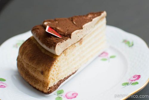 ティラミス風ミルクレープ【ヤマザキ】皿盛り