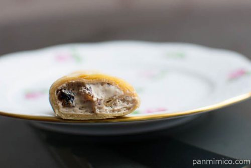 ドトール・カフェゼリークレープ【モンテール】中身