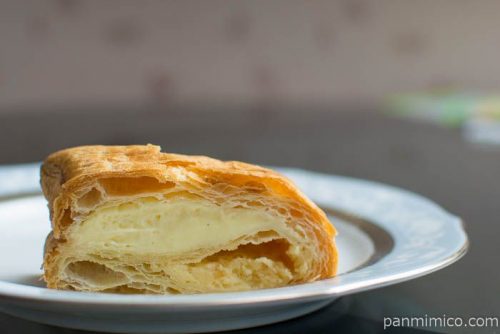 レモンカスタードパイ【パスコ】中身