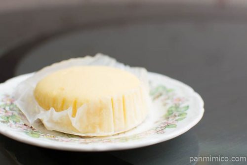 クリームチーズ蒸しケーキ【ヤマザキ】横