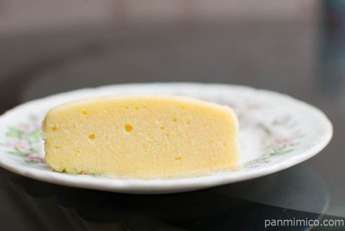 クリームチーズ蒸しケーキ【ヤマザキ】中身