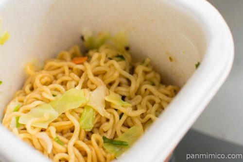 エースコック五目中華焼そばモッチッチオイスターソース仕立て完成