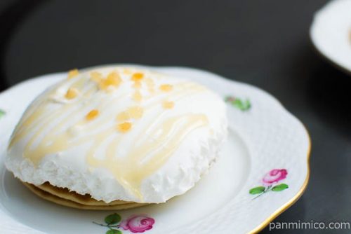 ココナッツミルククリームのパンケーキ【ローソン】横