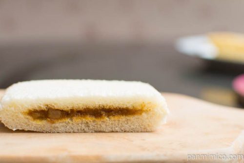 スナックサンドボンカレーゴールド中辛風【フジパン】皿盛り