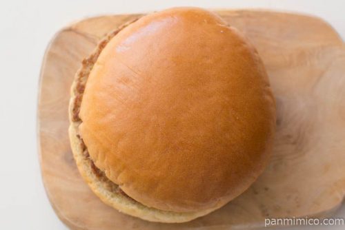 GO　大きなハンバーガー（完熟トマトソース）【ローソン】皿盛り