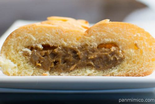 冷やしてもおいしい塩キャラメルナッツ【第一パン】中身