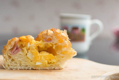 バジル風味のハムタマゴ【パスコ】中身はこんな感じ