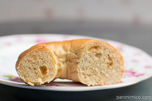 My Bagel キャラメル&アーモンド【Pasco】中身はこんな感じ