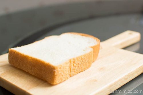 もち食感ブレッド【ヤマザキ】横から見た図