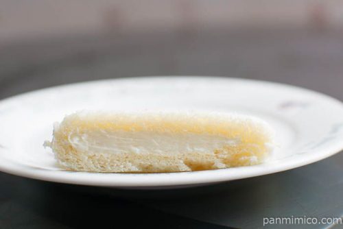 ランチパック（ミルキークリーム）【ヤマザキ】中身はこんな感じ