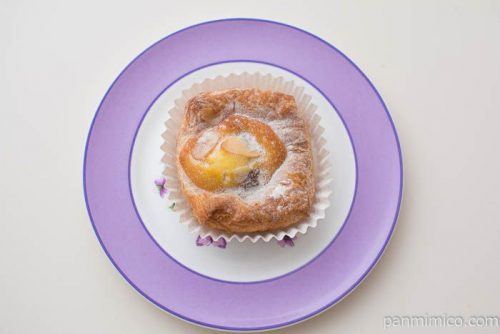 第一パン ラ・ベットラ イタリア栗とぶどうのケーキデニッシュ上から見た図