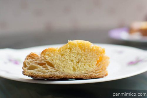 第一パン ラ・ベットラ イタリア栗とぶどうのケーキデニッシュ中身はこんな感じ