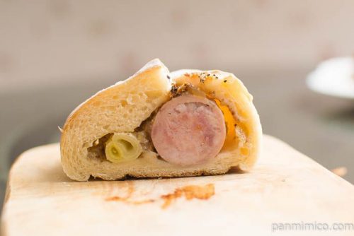 ブロートバール セセシオン白ねぎソーセージ中身はこんな感じ