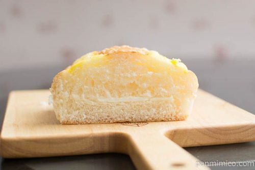 ふっくらチーズのパン【ヤマザキ】中身はこんな感じ