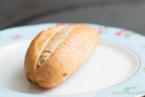 ミニフランスサンド　タピオカミルクティー風【ローソン】横から見た図