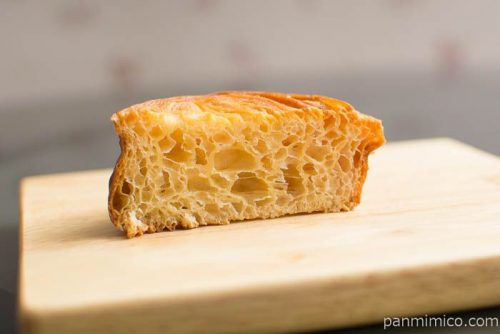 糖質35%オフ 大豆粉入りデニッシュ【トップバリュ】中身はこんな感じ