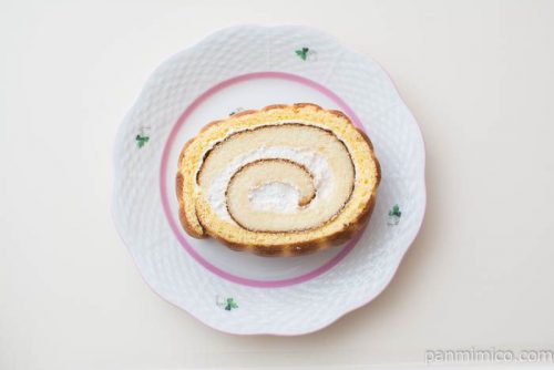 厚切りシャルロットロール【ヤマザキ】上から見た図