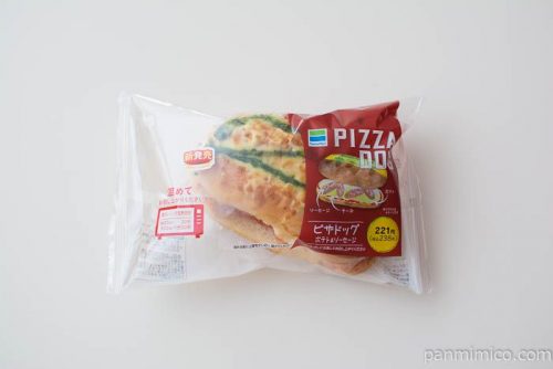ピザドッグ（ポテト＆ソーセージ）【ファミリーマート】パッケージ写真