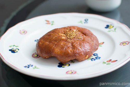 新潟【アフリカンベーカリーカフェ ナミテテ】マンダジ横から見た図