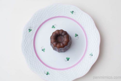 ビストロ カフェ・ド・パリ】バニラカヌレ上から見た図