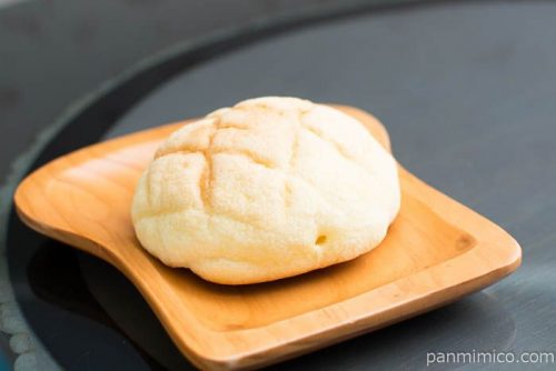 北海道練乳メロン【神戸屋】横から見た図