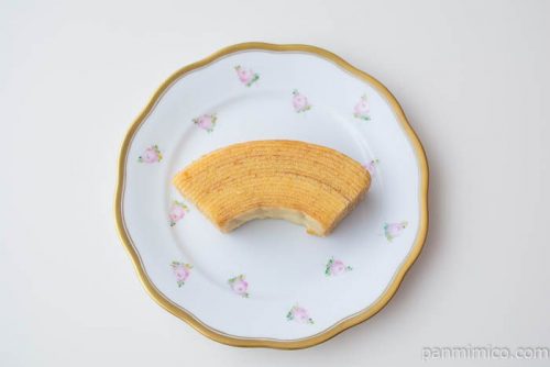 ながーいスティックケーキ（チーズクリーム）【ヤマザキ】上から見た図