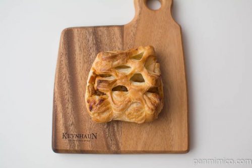 照り焼きチキンデニッシュ【第一パン】上から見た図